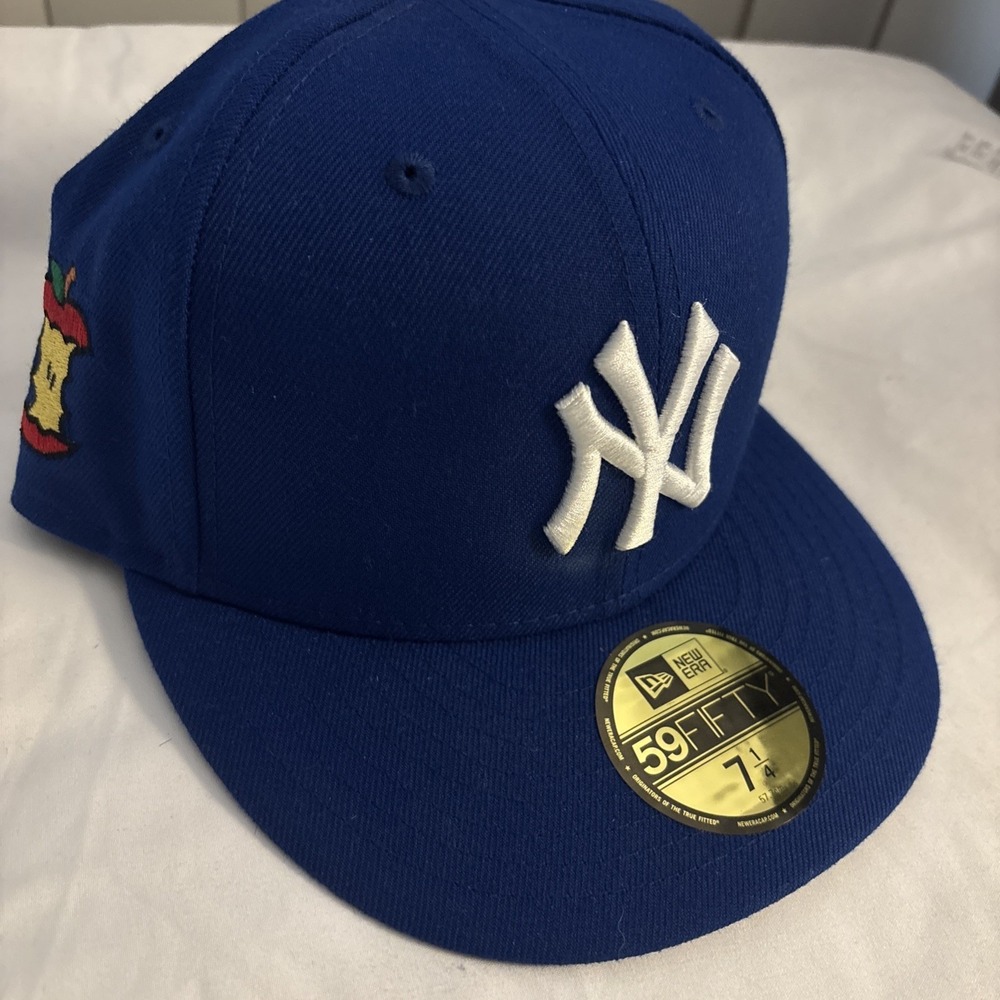 New York Yankees Baseball Era Hat 59FIFTY Fitted Hat -5950  7‎ 1/4 Apple
